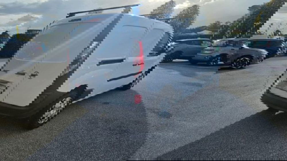 Nissan NV250 usata a Lucca (5)