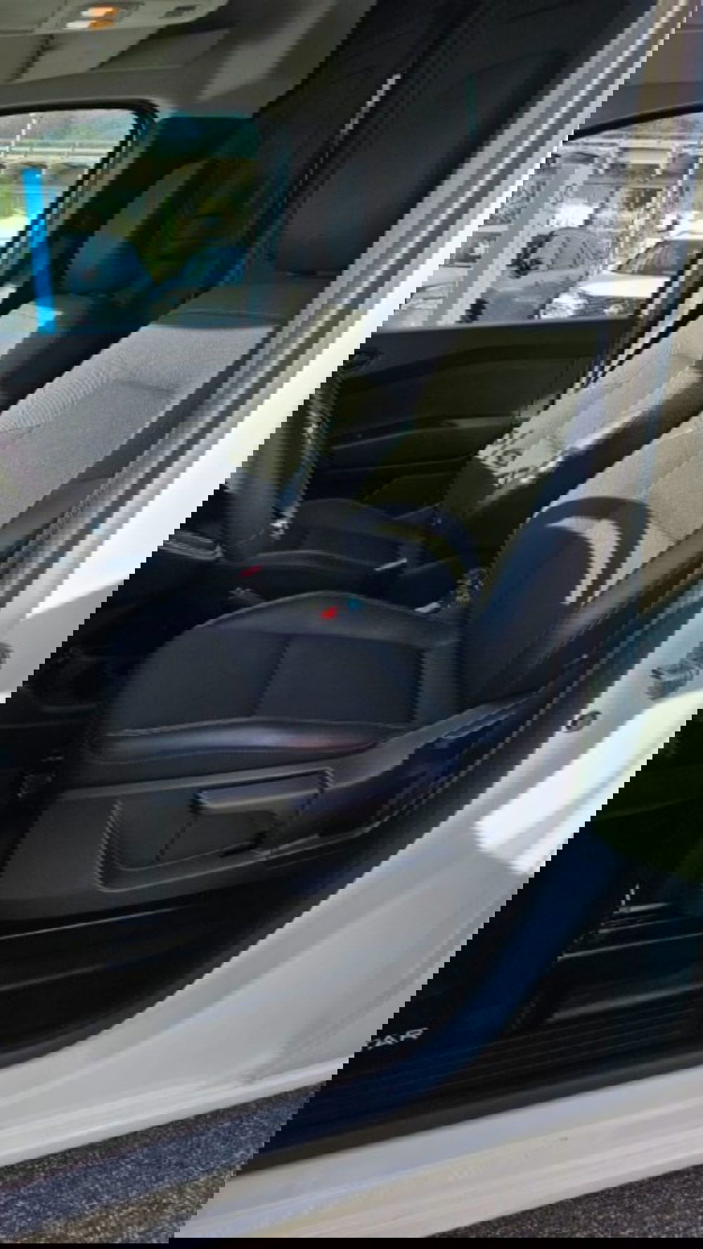 Nissan Townstar usata a Lucca (17)