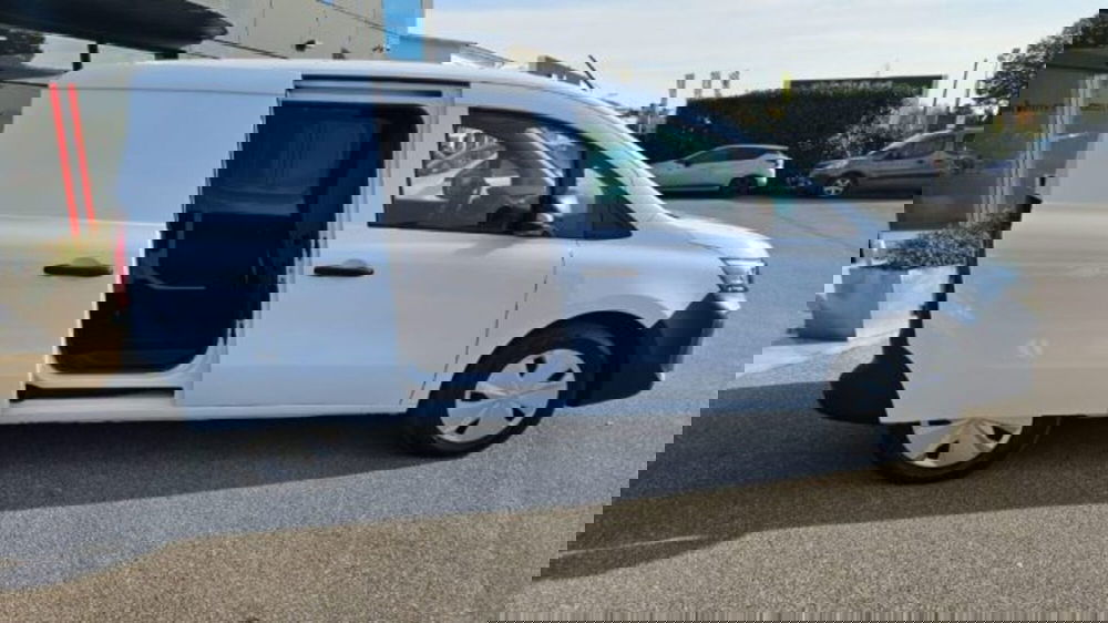 Nissan Townstar usata a Lucca (4)