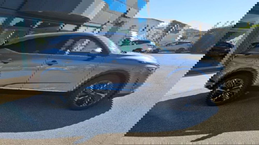 Nissan Qashqai nuova a Lucca (3)