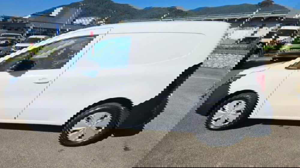 Nissan Townstar usata a Lucca (8)