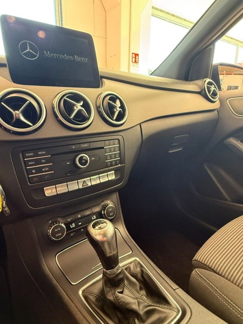 Mercedes-Benz Classe B usata a Sassari (10)