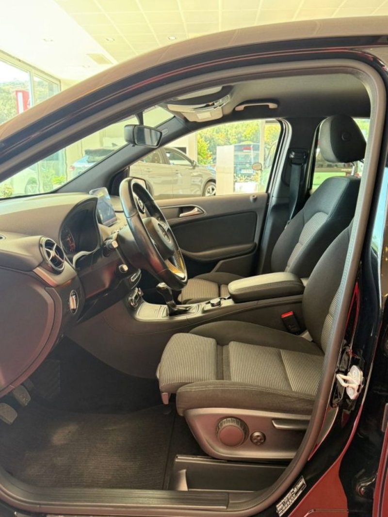 Mercedes-Benz Classe B usata a Sassari (7)