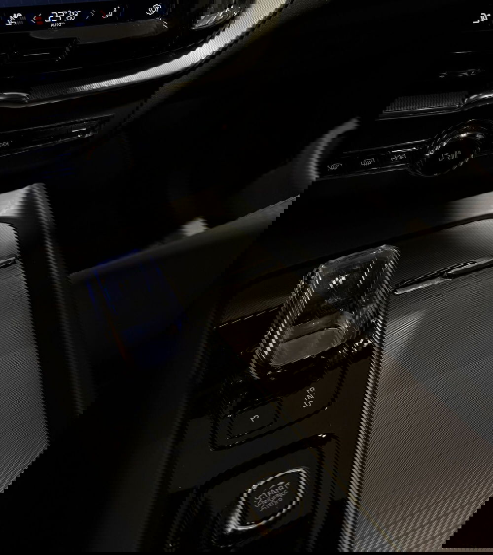 Volvo XC60 usata a Parma (14)