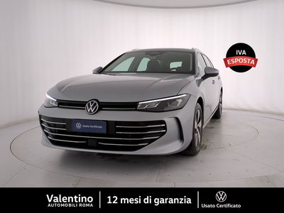 Volkswagen Passat 2.0 tdi scr Business 150cv dsg del 2024 usata a Roma