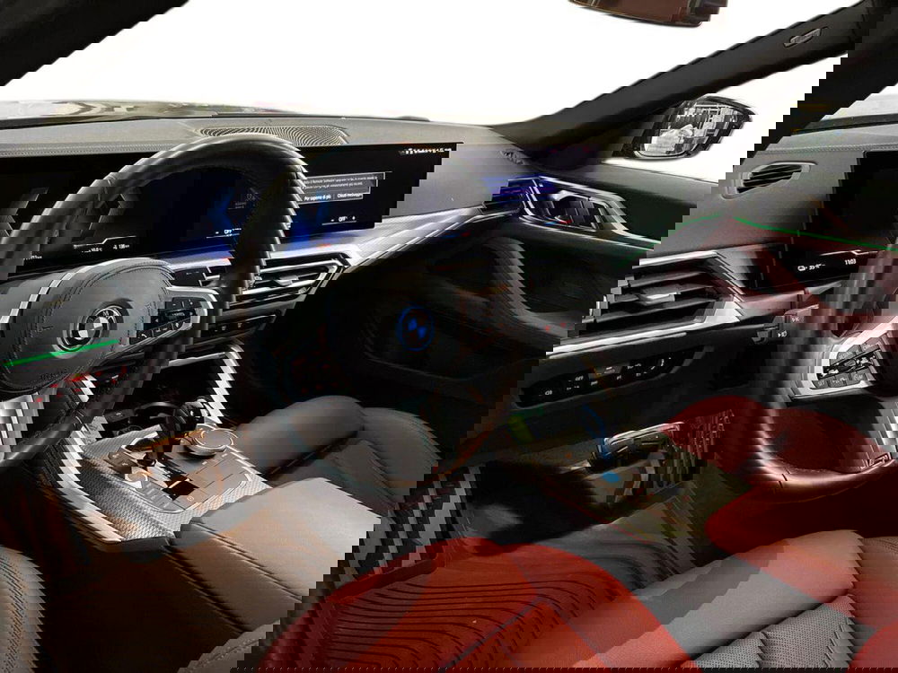 BMW i4 usata a Bari (10)