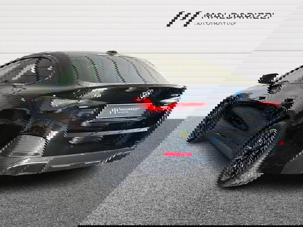 BMW i4 usata a Bari (4)