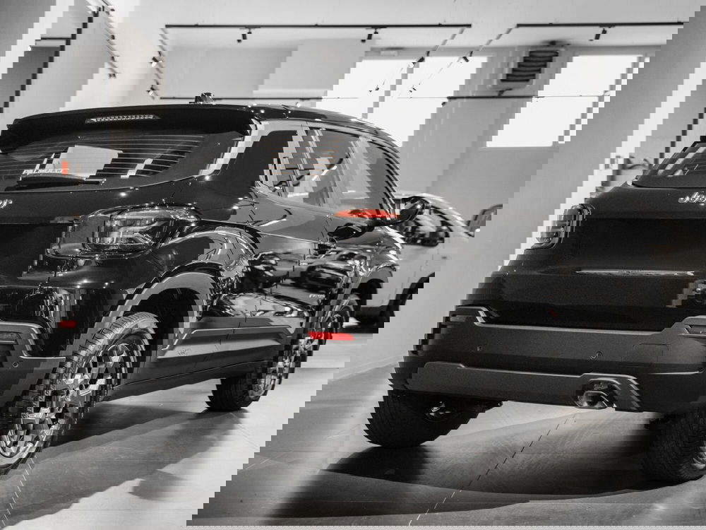 Jeep Avenger nuova a Prato (9)