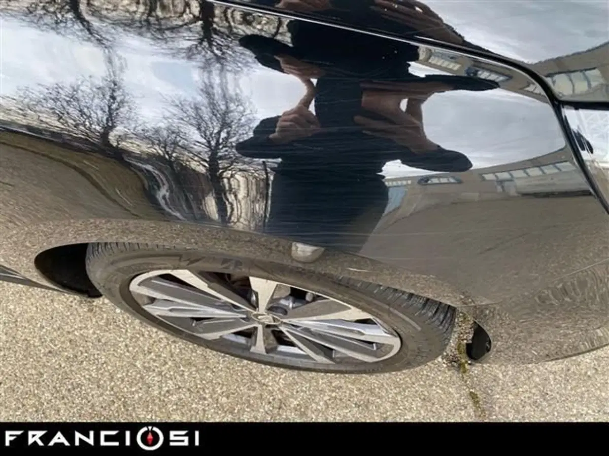 Renault Megane E-Tech Electric usata a Modena (15)