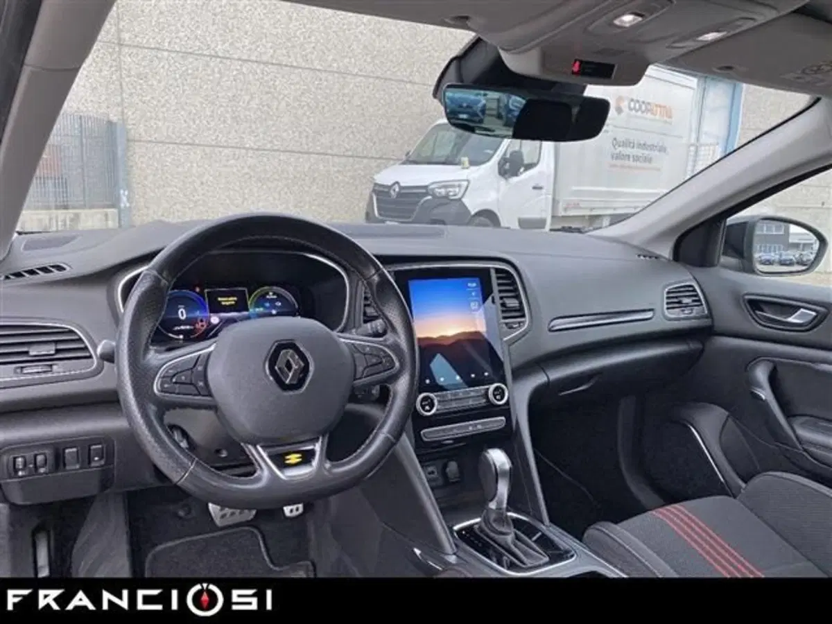 Renault Megane E-Tech Electric usata a Modena (6)