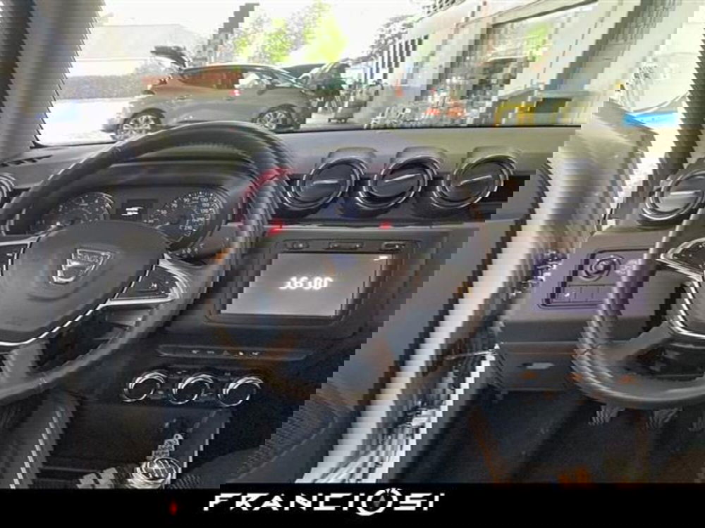 Dacia Duster usata a Modena (7)