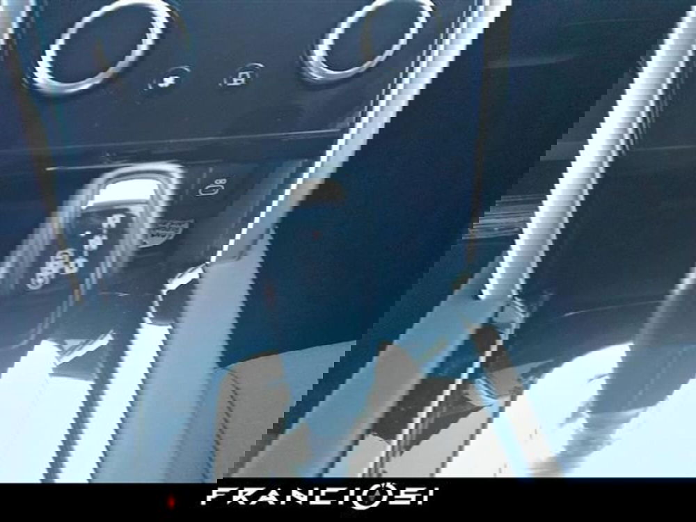 Land Rover Discovery Sport usata a Modena (8)