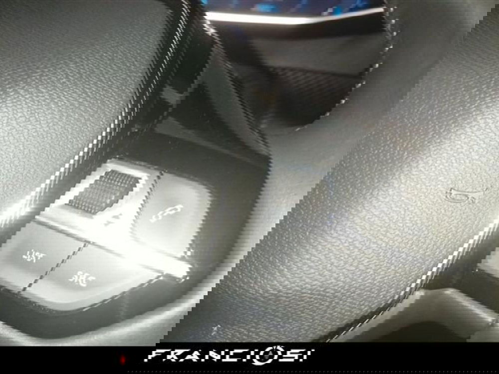 Peugeot 2008 usata a Modena (9)
