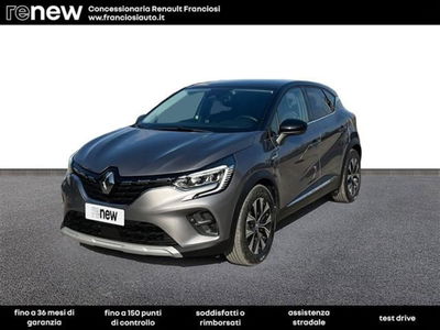 Renault Captur Full Hybrid E-Tech 145 CV Intens del 2023 usata a Mirandola