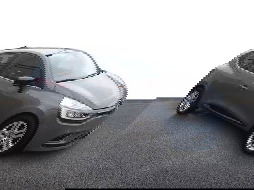 Renault Clio usata a Modena (2)