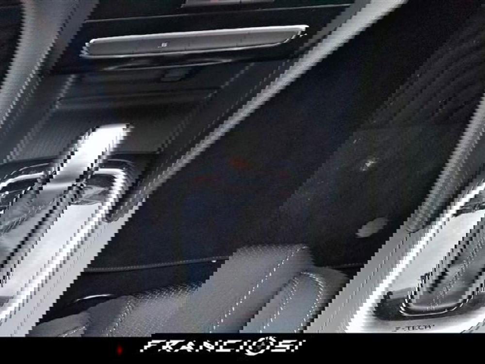 Renault Megane E-Tech Electric usata a Modena (9)