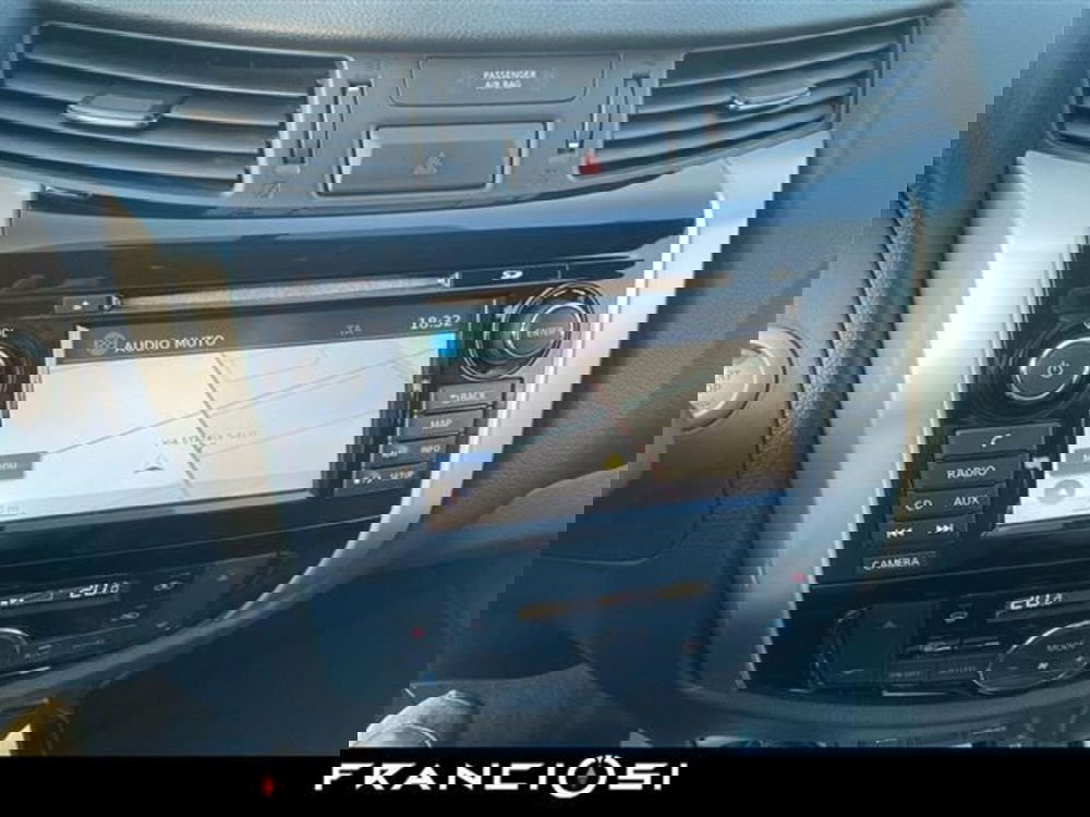 Nissan Navara usata a Modena (11)