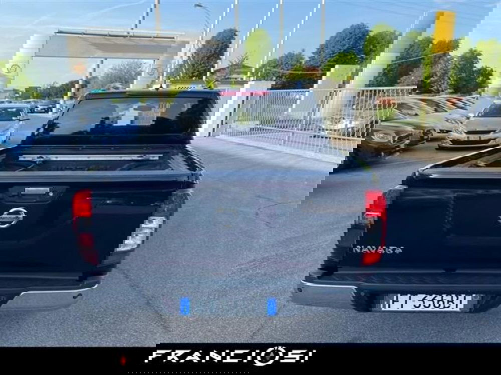 Nissan Navara usata a Modena (7)