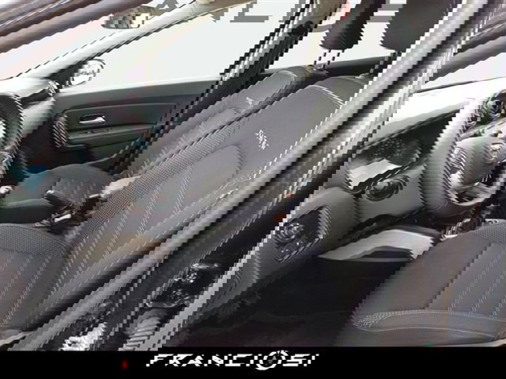 Dacia Duster usata a Modena (10)