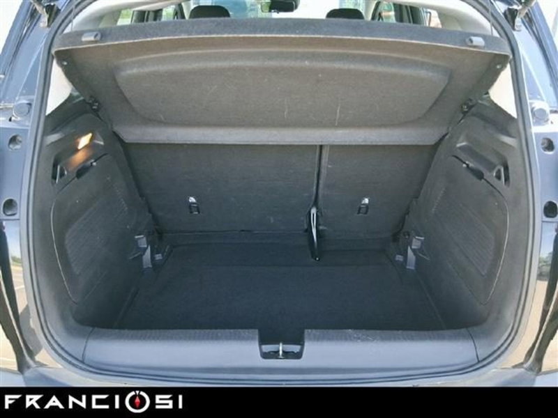 Opel Crossland X usata a Modena (13)