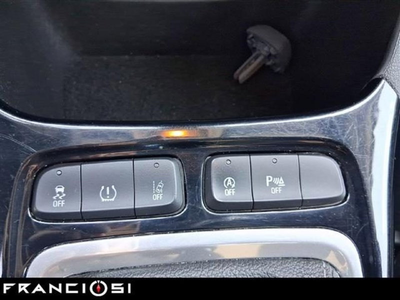 Opel Crossland X usata a Modena (16)