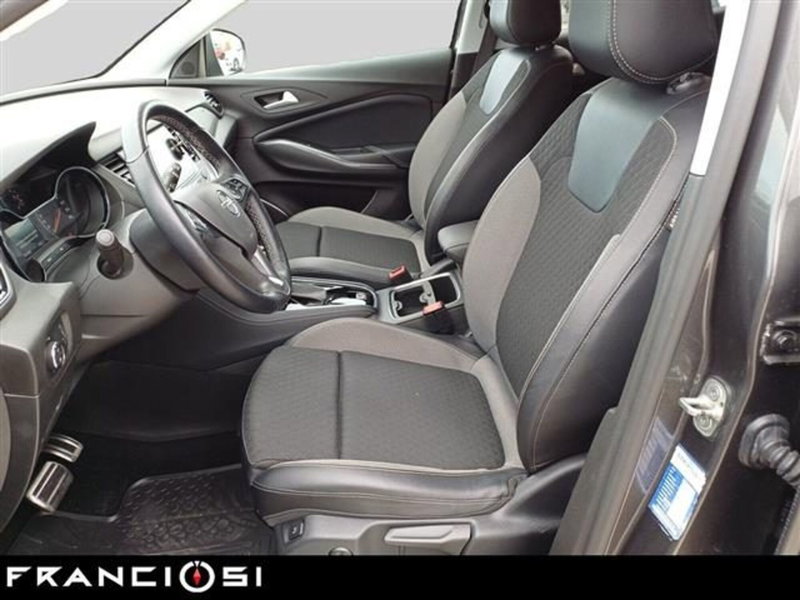 Opel Grandland X usata a Modena (10)