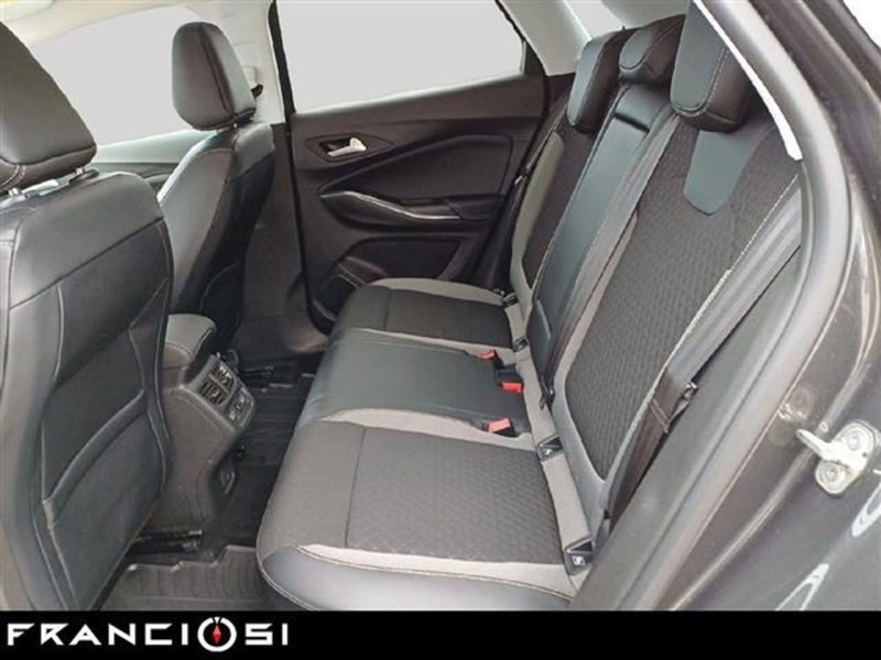 Opel Grandland X usata a Modena (11)