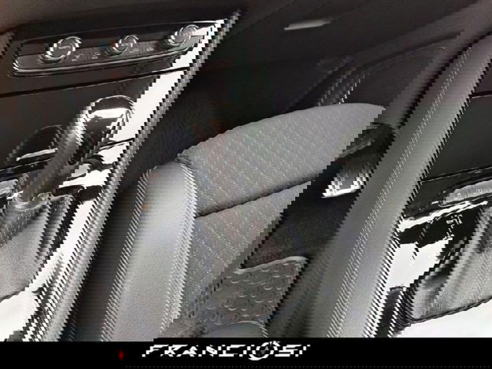 Opel Grandland X usata a Modena (7)