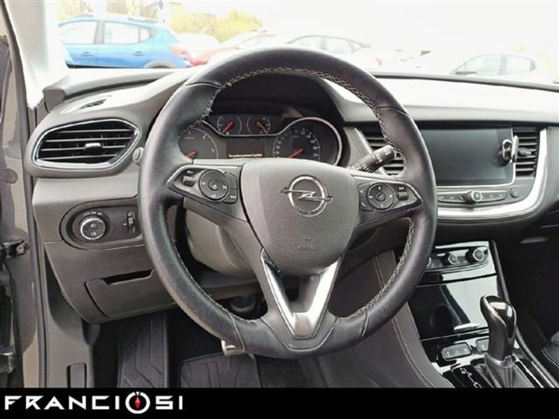Opel Grandland X usata a Modena (8)