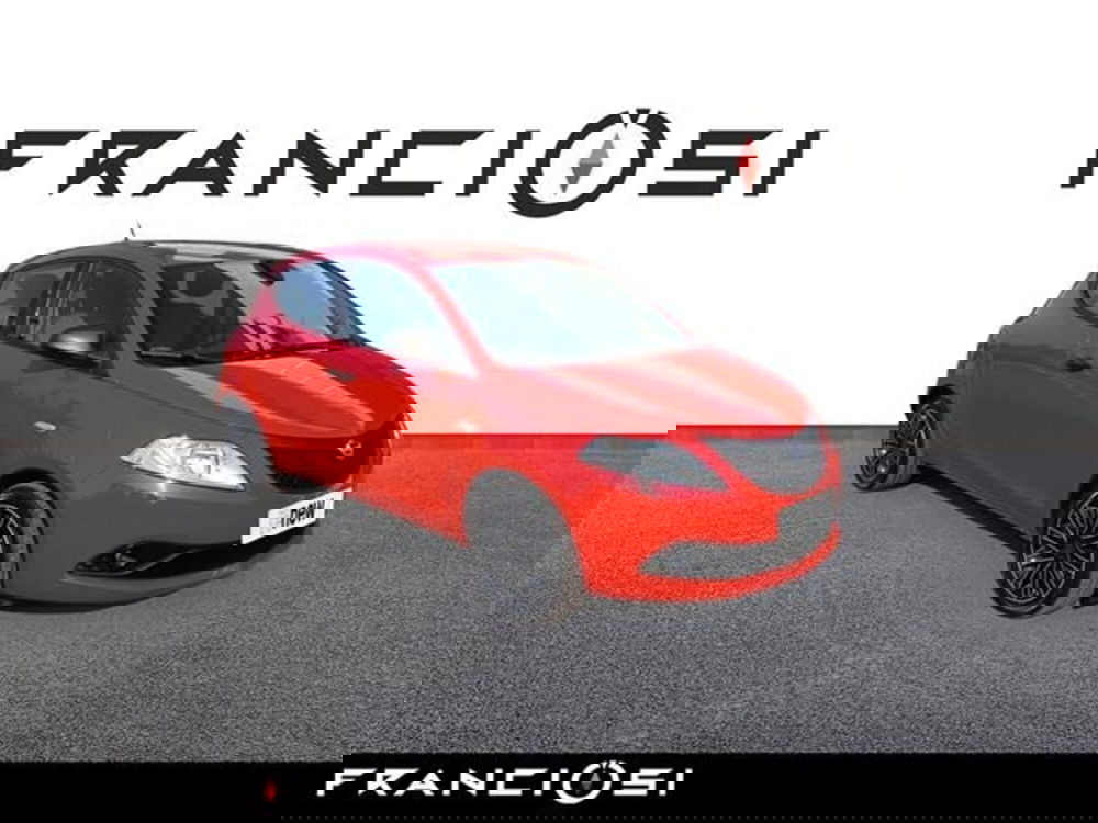 Lancia Ypsilon usata a Modena (2)