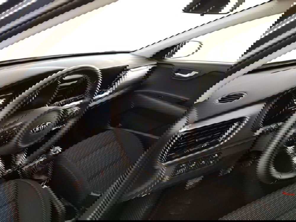 Kia Stonic usata a Massa-Carrara (8)