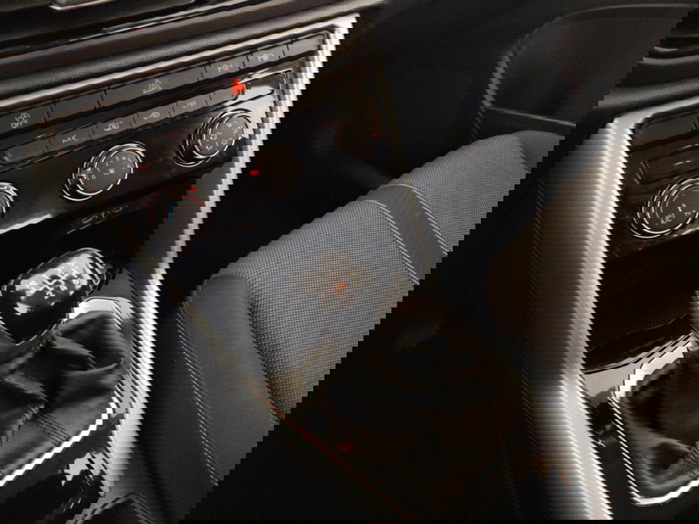 Volkswagen T-Roc usata a Massa-Carrara (11)