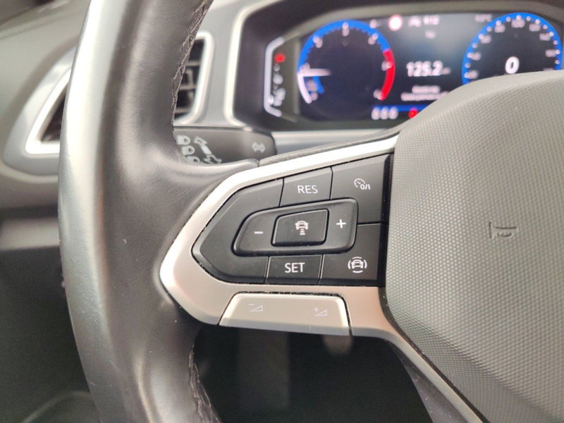 Volkswagen T-Roc usata a Massa-Carrara (14)