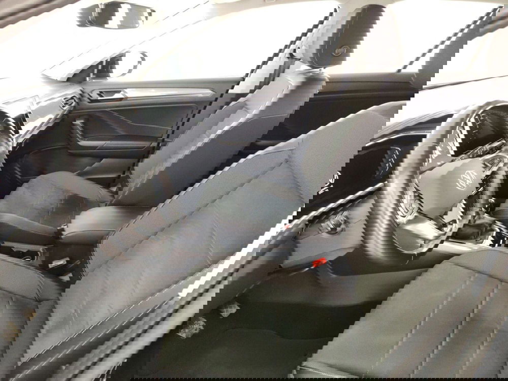 Volkswagen T-Roc usata a Massa-Carrara (7)