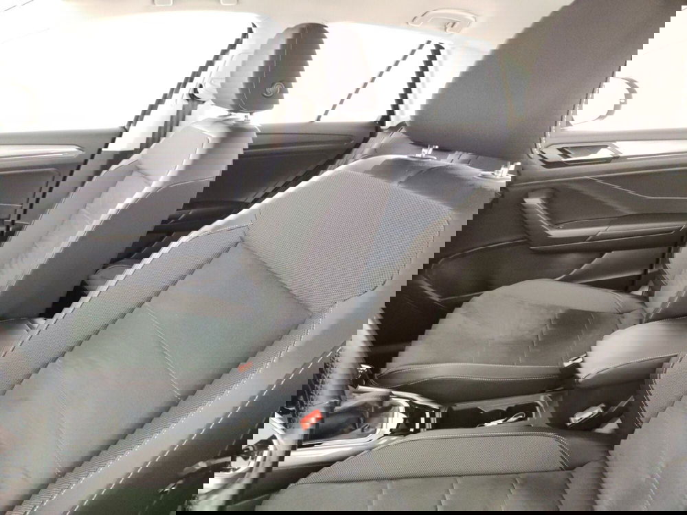 Volkswagen T-Roc usata a Massa-Carrara (9)