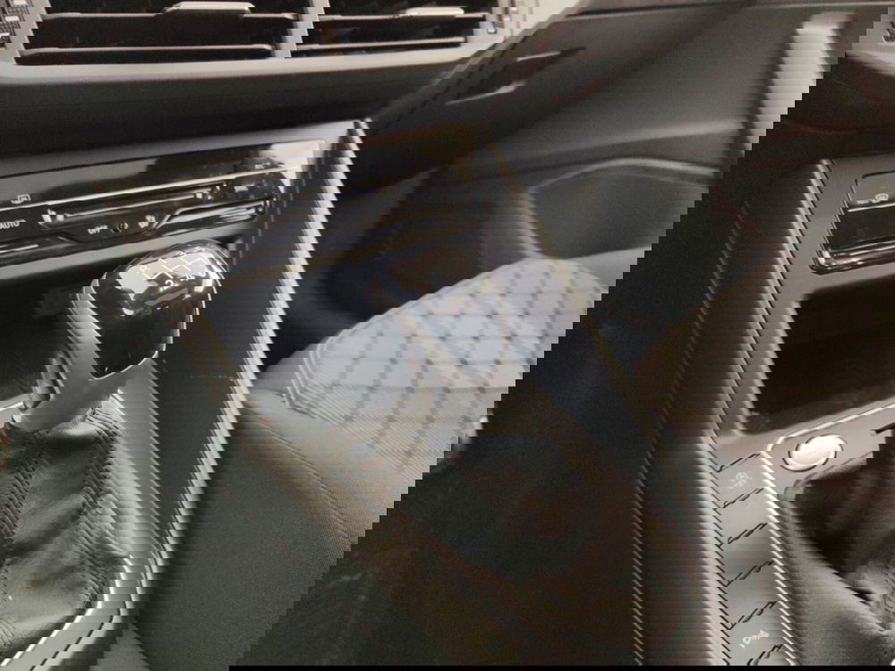 Volkswagen Taigo usata a Massa-Carrara (11)