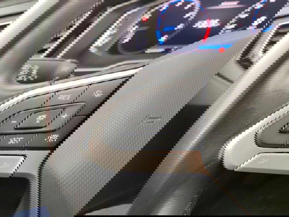 Volkswagen Taigo usata a Massa-Carrara (13)