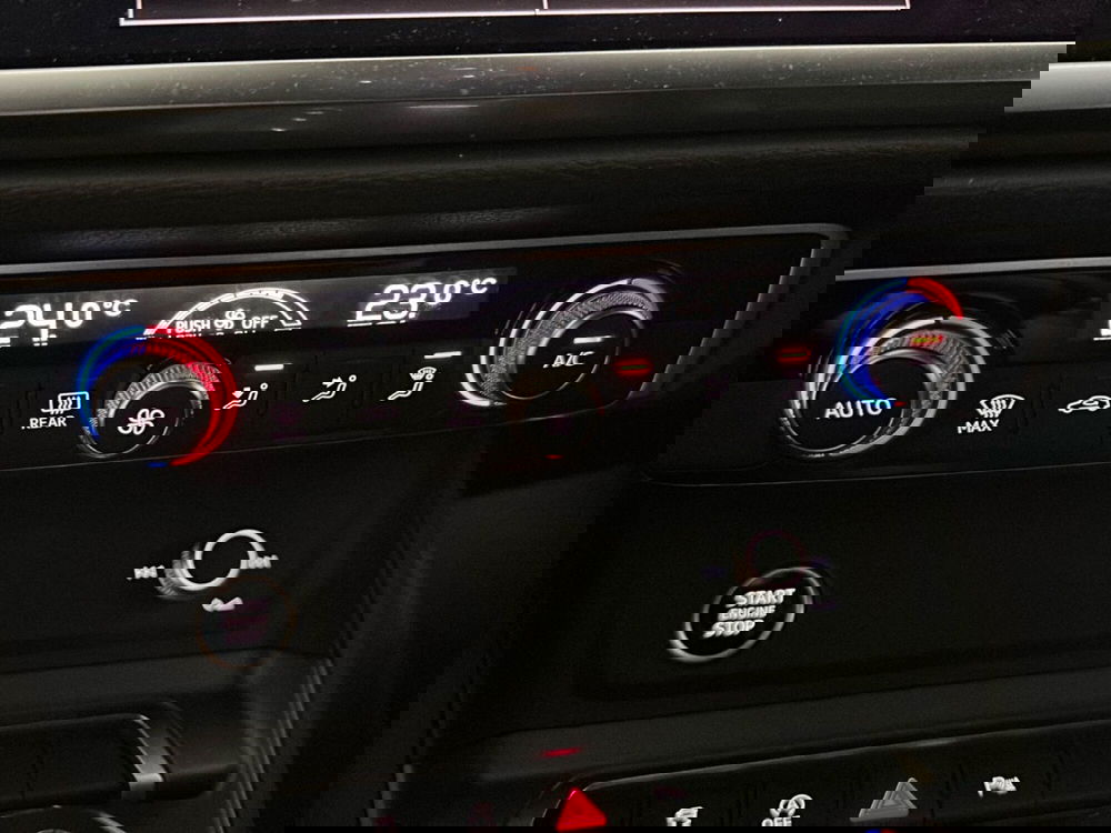 Audi Q3 Sportback usata a Caserta (17)