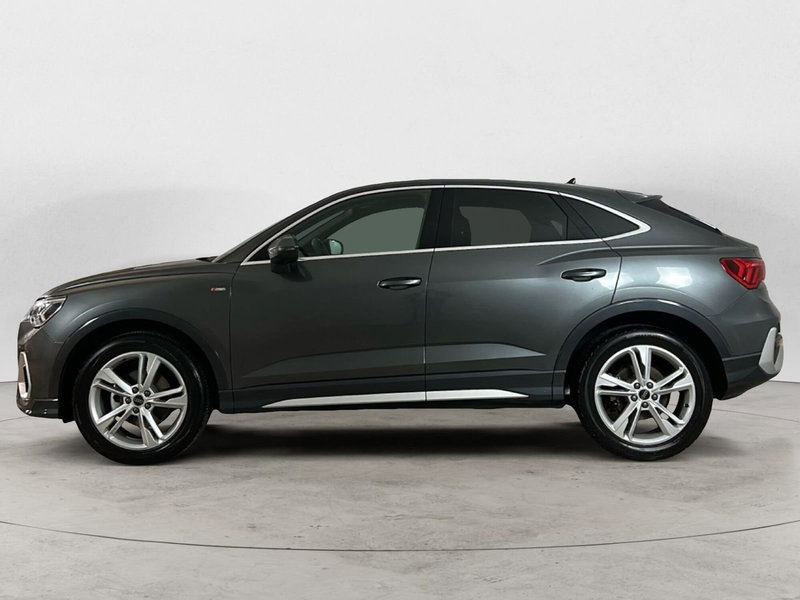 Audi Q3 Sportback usata a Caserta (5)