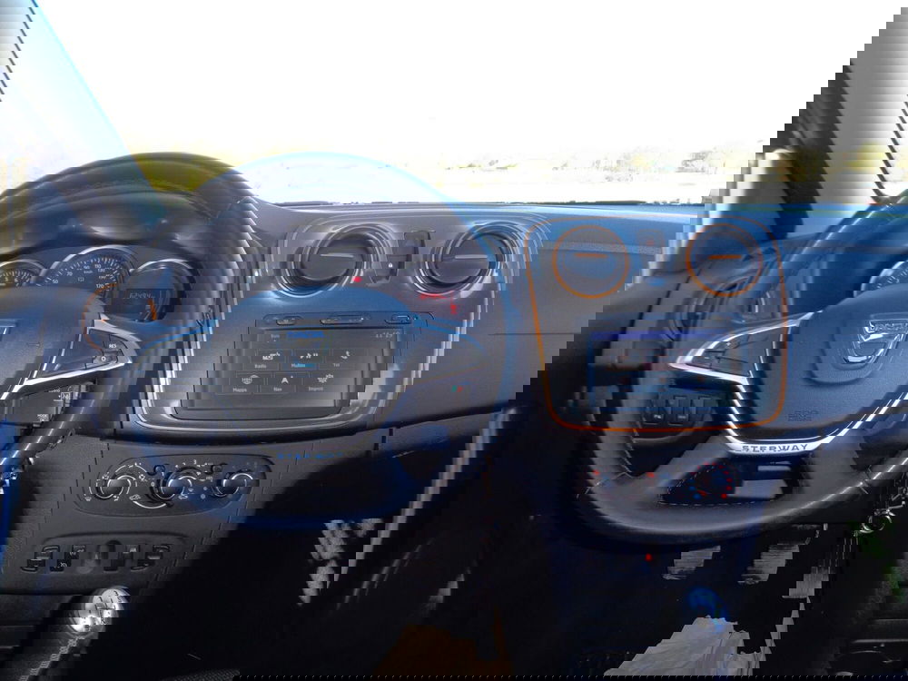 Dacia Sandero usata a Treviso (12)