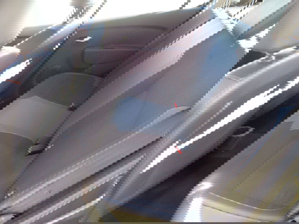 Dacia Sandero usata a Treviso (9)