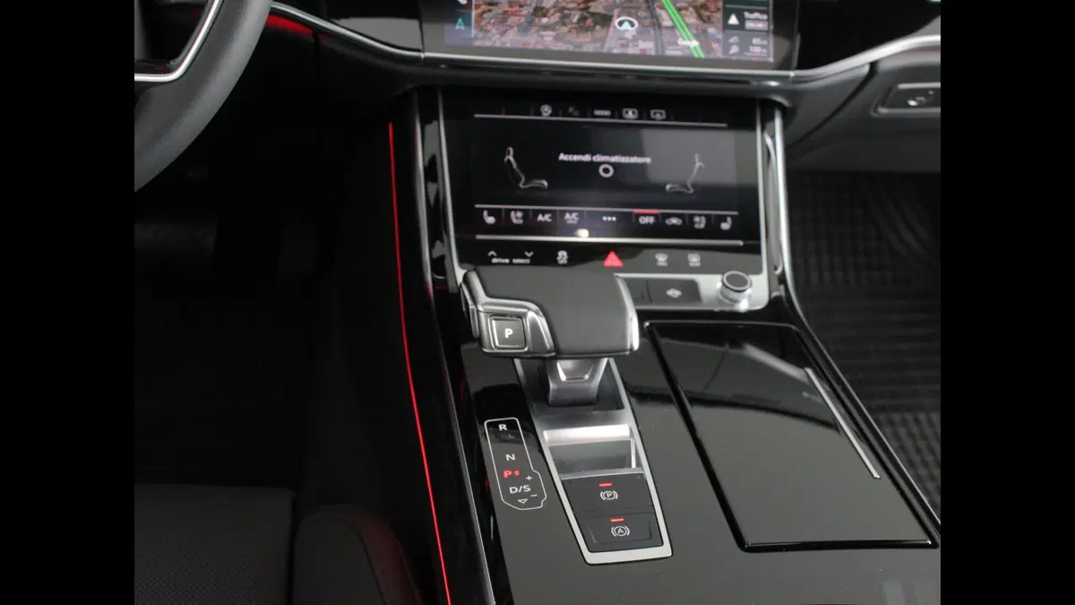 Audi A8 usata a Palermo (16)
