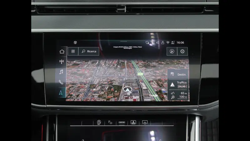 Audi A8 usata a Palermo (19)