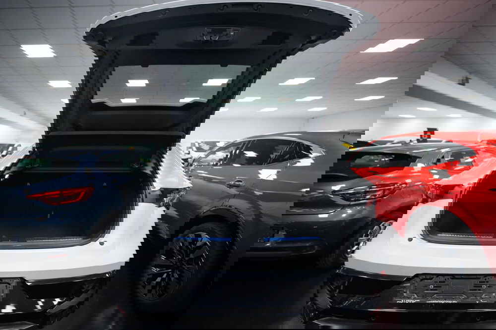 Renault Rafale nuova a Torino (13)