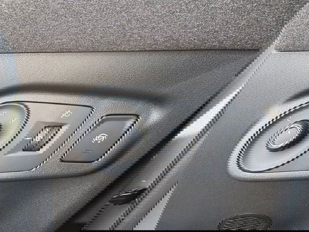 Mg ZS nuova a Monza e Brianza (16)