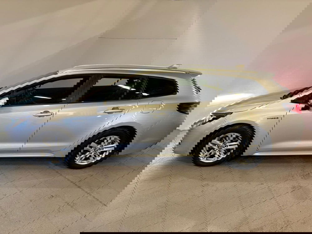 Toyota Corolla Touring Sports usata a Monza e Brianza (3)
