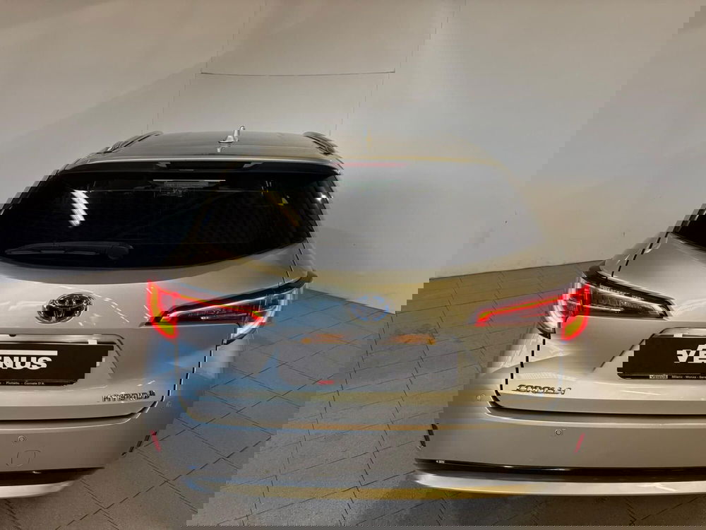 Toyota Corolla Touring Sports usata a Monza e Brianza (5)