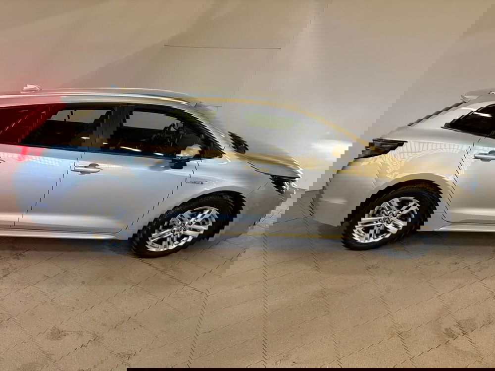 Toyota Corolla Touring Sports usata a Monza e Brianza (7)