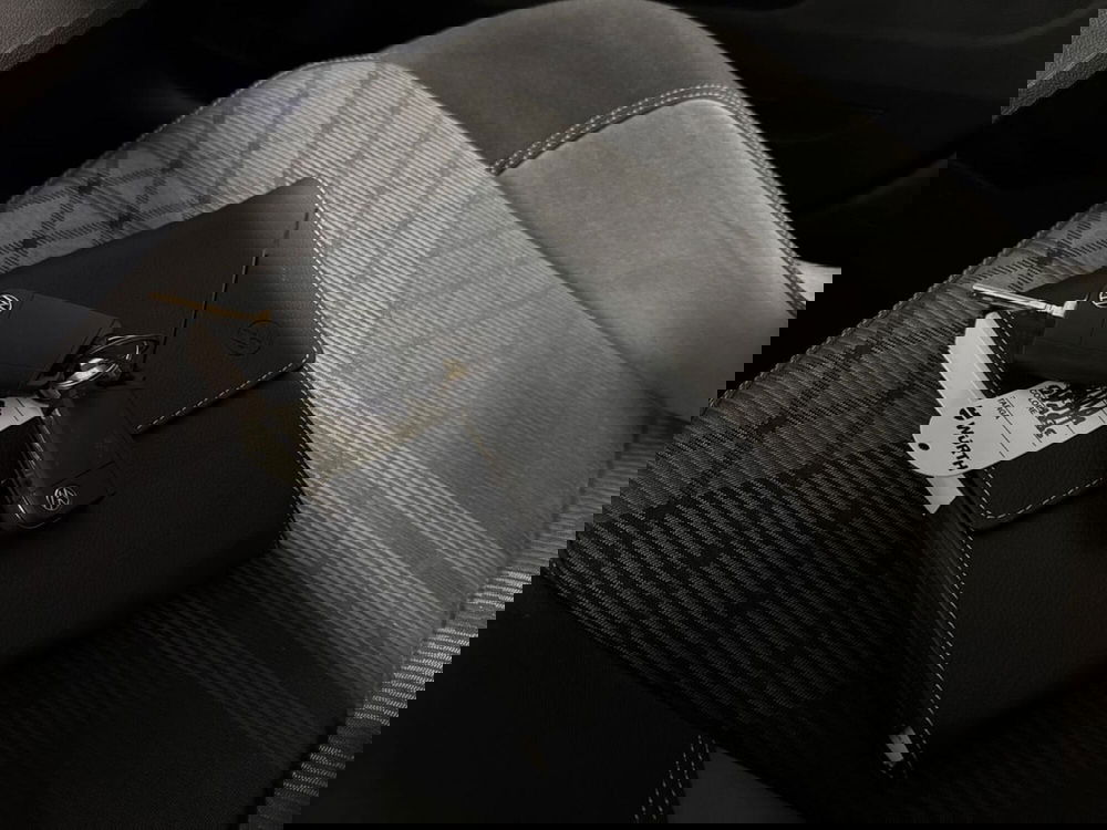 Volkswagen Taigo usata a Prato (17)