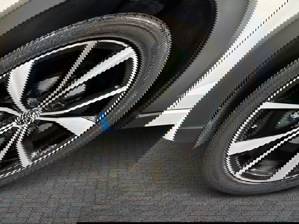 Volkswagen Taigo usata a Prato (6)